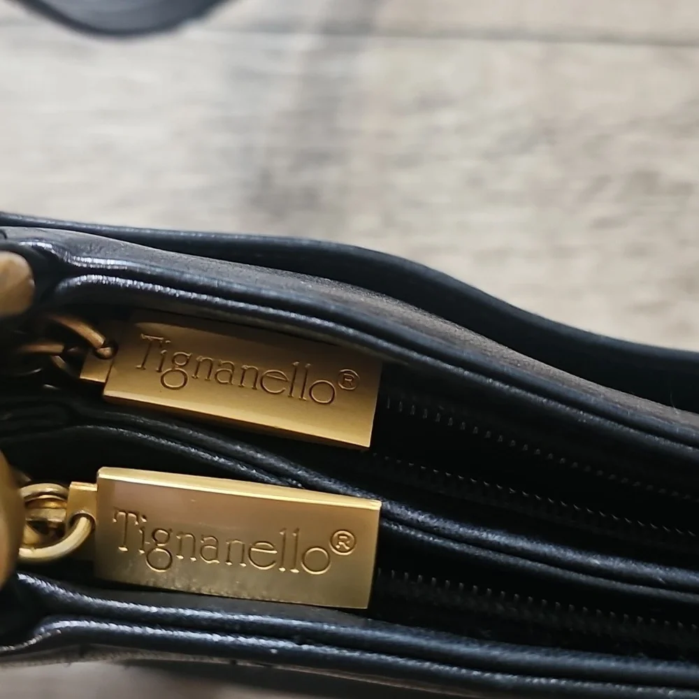 Tignanello Black Leather Shoulder Handbag Purse Gold Hardware Double Zippers